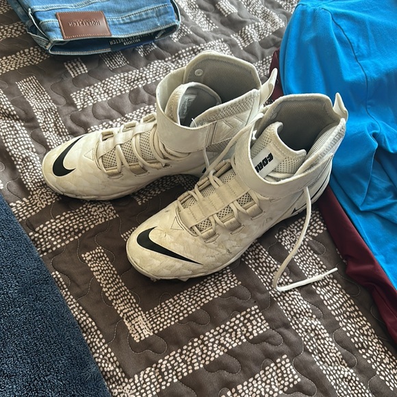 Nike Cleats - Picture 5 of 5